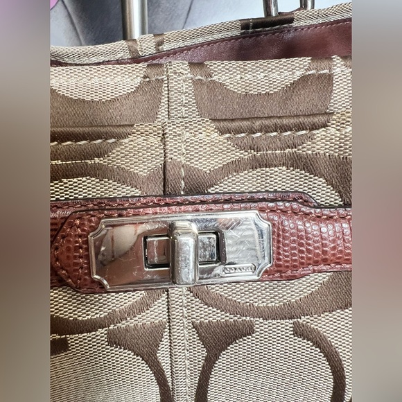 COACH Chelsea Signature Jayden Carryall Shoulder Bag - Picture 7 of 14